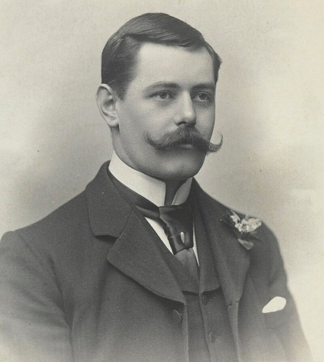 #OnThisDay in 1943, Lieutenant R.N.R Albert Armitage died. Armitage was second-in-command and navigator during Robert Falcon Scott's British Antarctic 'Discovery' Expedition 1901-04.

Armitage was born in 1864 in the Braes of Balquhidder, Perthshire. He joined his first training ship the 'Worcester' at the age of 14 and served several years at sea training on sailing ships before being given a position with the P & O Company. In 1894, Armitage was given leave to join the Jackson-Harmsworth Expedition to Franz Josef in the Arctic. After which, he returned to P & O before taking leave once more as his services were required for another polar expedition. Nicknamed ‘the Pilot’, his responsibility during the 'Discovery' expedition was to survey the area amongst Victoria Land Mountains. He led sledging parties to explore the Ferrar Glacier, ultimately finding the route that Scott later used to reach the Polar Plateau.

📸 Albert Armitage. National Library of Norway, Public Domain.

#OTD #inspire #explore #discover #conserve #Antarctica