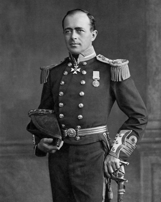#OnThisDay in 1868, Robert Falcon Scott was born in Devon, England. At the age of 13 he began his naval career and by 1897 had become a first lieutenant.

A chance meeting with Sir Clements Markham in 1899 led to him being offered the command of the National Antarctic 'Discovery' Expedition 1901-04. Despite having no polar experience, the expedition was deemed a great success in exploration and scientific research, and he proved to be a competent leader and was promoted to Captain.

Scott's second expedition, the British Antarctic 'Terra Nova' Expedition of 1910-13 set off with the aims of studying the Ross Sea area and to reach the South Pole. At the time Scott's party weren't to realise that it would turn into a race against Roald Amundsen and upon reaching the Pole, were bitterly disappointed to find that they had come second to the Norwegian party. Tragically, Scott and his Polar Party perished on their return from the Pole, but despite this Scott was regarded as a national hero for his courage and patriotism.

Scott's legacy lives on today with many famous landmarks and stories kept alive by those inspired by Scott's scientific endeavors and explorative nature. Antarctic Heritage Trust is proud to care for both of Scott's Antarctic bases, which are located at Hut Point and Cape Evans. The huts have been conserved over many years - including the thousands of items left behind by the men.

📸Captain Robert Falcon Scott in full regalia. Public Domain. 
Captain Scott on skis during the British Antarctic Expedition 10-10-1913. Canterbury Museum.

#OTD #inspire #explore #discover #conserve #Antarctica #robertfalconscott