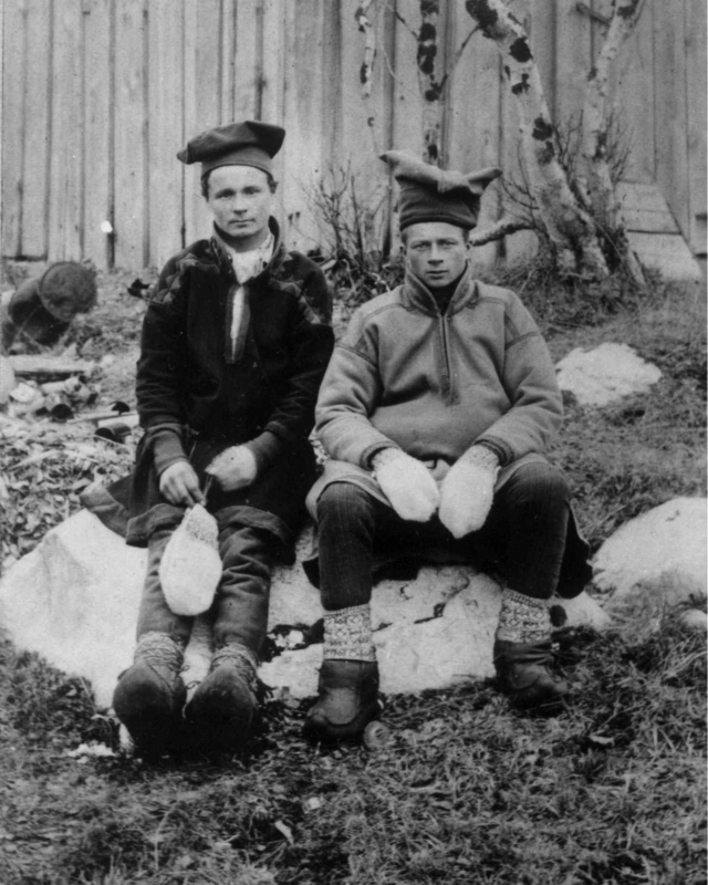 #OnThisDay in 1877, Norwegian polar explorer and dog sled driver Per John Savio was born at Sør-Varanger, Norway. He was a member of the British Antarctic 'Southern Cross' Expedition 1898-1900 led by Carsten Borchgrevink.

Despite being one of the youngest members of the 'Southern Cross', Savio along with Ole Must, were the most experienced in extreme cold climates and brought with them traditional Sami survival skills that had been developed over generations. Their job was to care for and train the dogs, and their skill in handling these half-wild animals was key to the expedition's survival.

The 'Southern Cross' arrived at Cape Adare 17 February 1899 whereby Savio and Must were sent ashore first, along with the 75 dogs. They became the first people to spend a night on the Antarctic Continent. Savio was also part of the sled team that was the first to travel on the Ross Ice Shelf, reaching a new Farthest South record of 78° 50′S.

Antarctic Heritage Trust is proud to care for Borchgrevink's hut at Cape Adare. The site is important not only for its role in the discovery of Antarctica but is also the only example left of humanity's first building on any continent.

📸 Per Savio and Ole Must. Public Domain

#OTD #inspire #explore #discover #conserve #Antarctica
